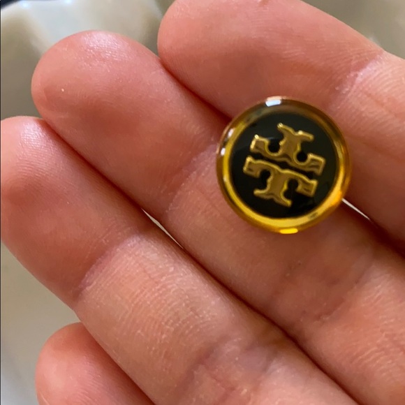 Tory Burch button - Picture 4 of 5